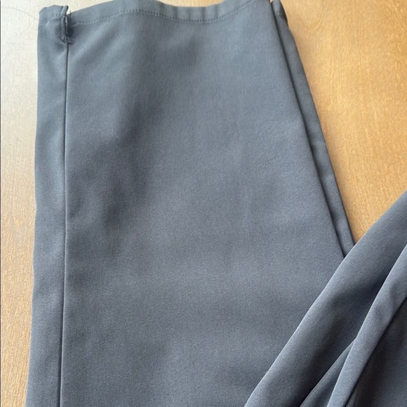 Callaway Gray Dress Pants with Smooth Fabric and Straight Leg Cut - Picture 4 of 7